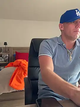 PeytonJohnn online show from 11-03-25, 05:05