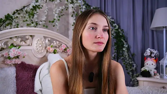 MonaEldon online show from 11-28-25, 02:01