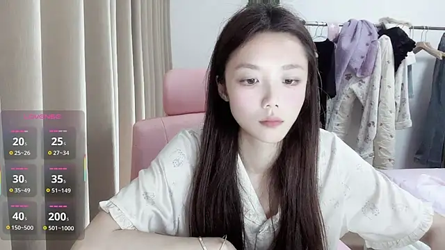 Snapshot of Puff-521 chatting on 05-25-26, 01:43 Puff-521 online show from 05-25-26, 01:43