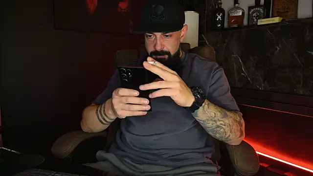 axxelrich  online show from 11-24-25, 04:56