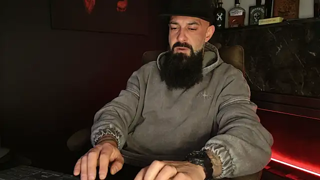 axxelrich  online show from 12-02-25, 05:42