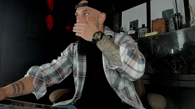 axxelrich  online show from 10-30-25, 06:01