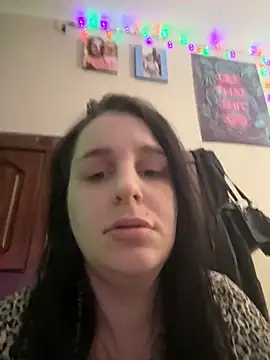 menaceswife online show from 12-24-24, 01:27