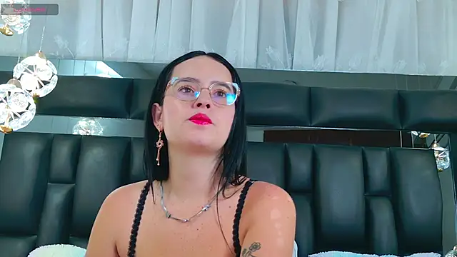 DahianaMoss online show from 10-11-25, 11:33