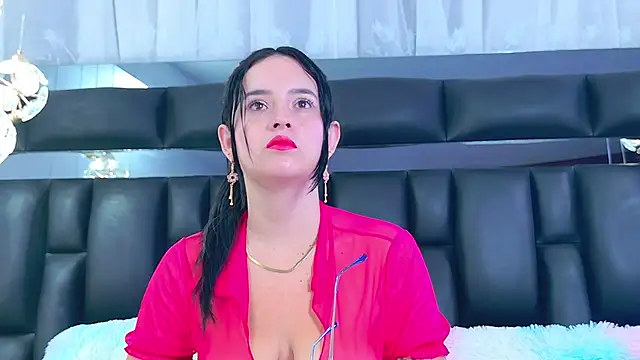 DahianaMoss online show from 10-19-25, 11:46