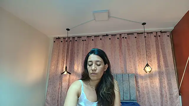 Snapshot of VioletaScott_ chatting on 09-09-25, 04:49 VioletaScott online show from 09-09-25, 04:49