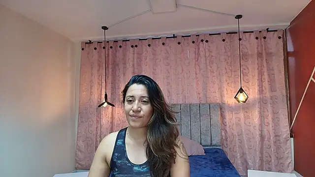 Snapshot of VioletaScott_ chatting on 09-10-25, 02:27 VioletaScott online show from 09-10-25, 02:27