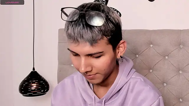 BethGrant 01 online show from 02-27-25, 07:58