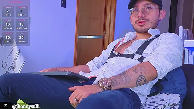 jhonny sulivan online show from 10-16-25, 04:04