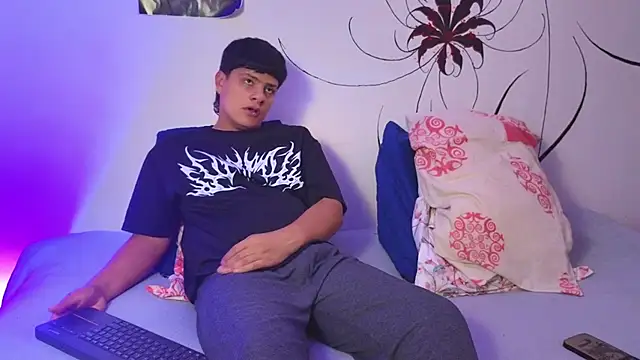 LilithAndJacob online show from 07-18-26, 02:47