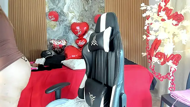 Danna topless online show from 02-23-26, 12:06