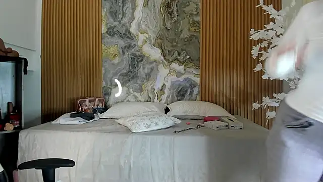 Danna topless online show from 02-03-26, 12:10