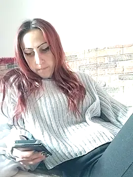 kriszy baby online show from 12-19-25, 08:17