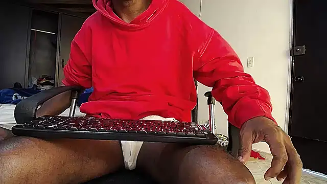 Snapshot of black__diiamond chatting on 03-13-25, 02:23 black diiamond online show from 03-13-25, 02:23