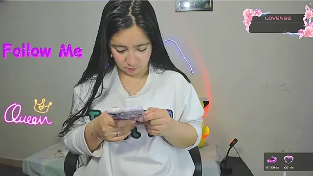 litle mily  online show from 07-23-26, 10:06