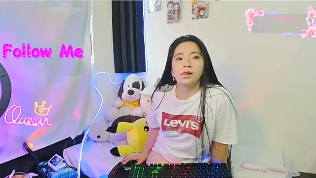 litle mily  online show from 06-05-26, 10:04