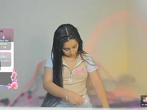 litle mily  online show from 11-13-25, 08:46