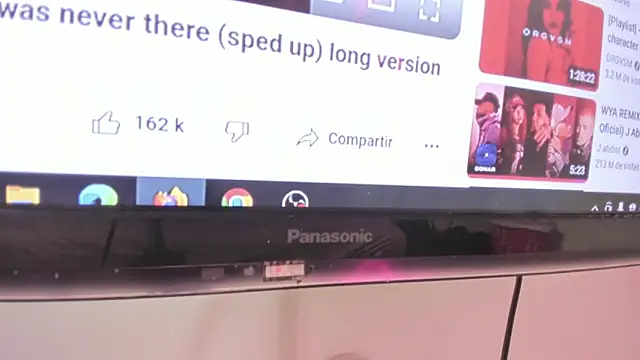 Snapshot of Iam_flor chatting on 12-19-24, 07:07 Iam flor online show from 12-19-24, 07:07