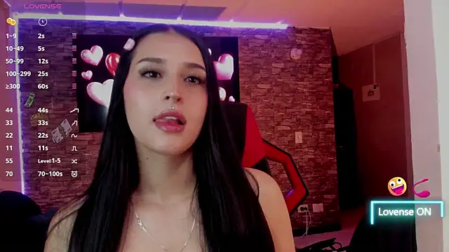 Charlotte greys online show from 05-07-26, 01:54