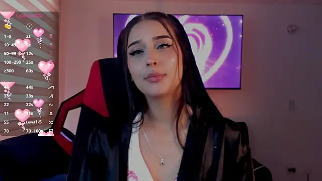 Charlotte greys online show from 11-10-25, 08:36