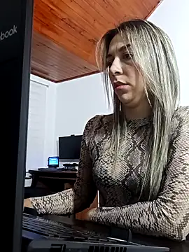 rachellboom online show from 12-02-25, 11:39