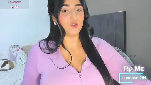 Snapshot of curvy_jhacky chatting on 02-06-26, 10:39 curvy jhacky online show from 02-06-26, 10:39