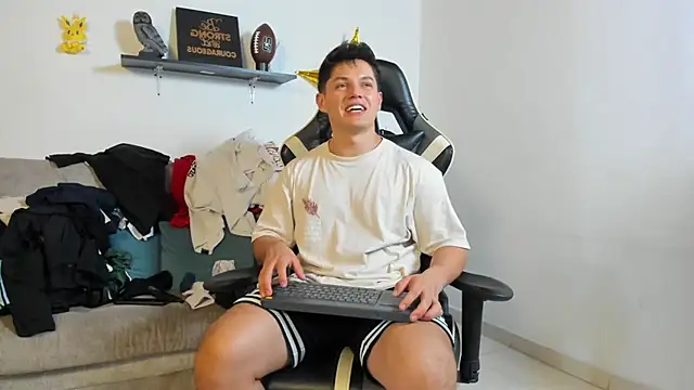 julian wallace online show from 10-23-25, 07:12