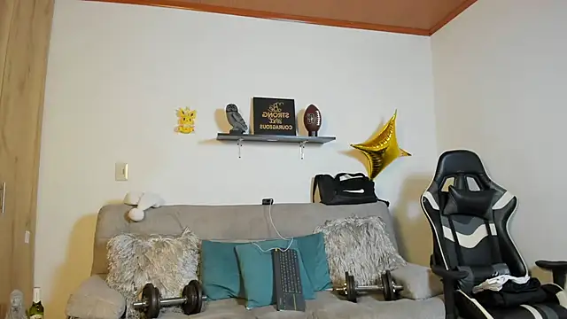 julian wallace online show from 12-14-25, 09:20