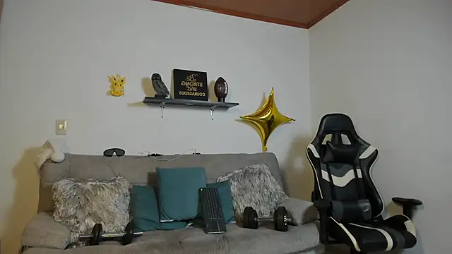 julian wallace online show from 12-16-25, 09:52