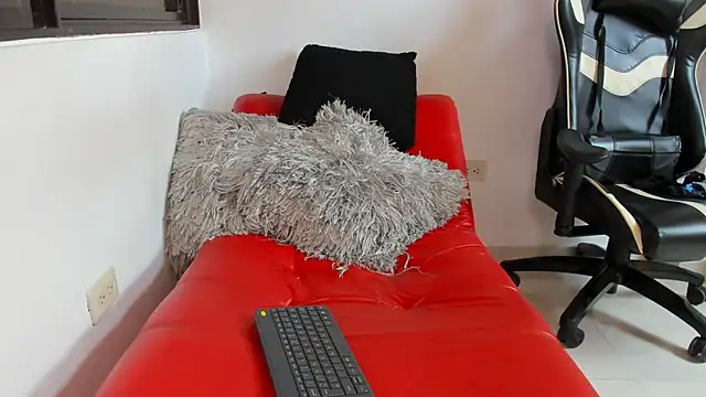 julian wallace online show from 04-09-26, 06:25