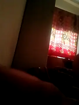 Snapshot of Sanket8513 chatting on 07-24-26, 03:35 Sanket8513 online show from 07-24-26, 03:35