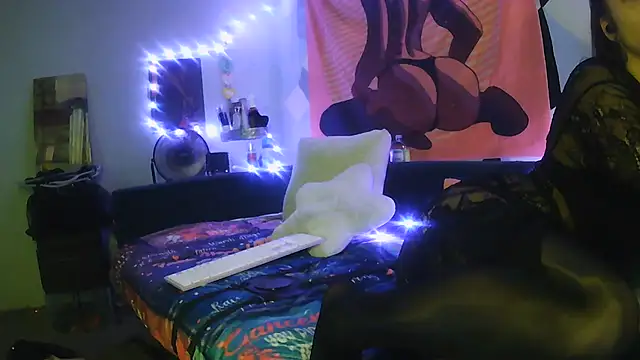 deziraestarz6969 online show from 07-13-26, 02:33