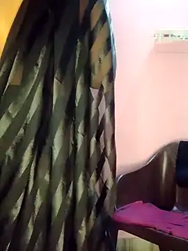 L ucy1 online show from 02-15-25, 08:34