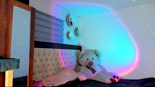 Snapshot of orianasweet_1 chatting on 01-22-25, 04:13 orianasweet 1 online show from 01-22-25, 04:13