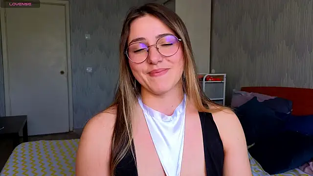 sophia euphoriaa online show from 05-08-26, 08:51