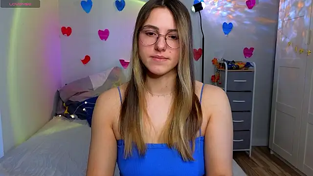 Snapshot of sophia_euphoriaa chatting on 03-14-26, 07:47 sophia euphoriaa online show from 03-14-26, 07:47