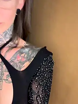 BrownieyQueen online show from 11-05-25, 05:16