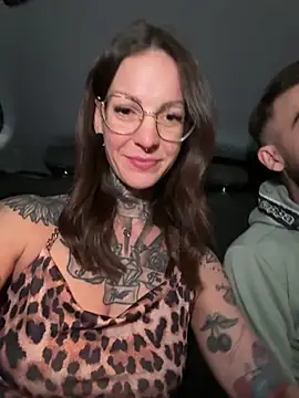 BrownieyQueen online show from 01-18-26, 05:16