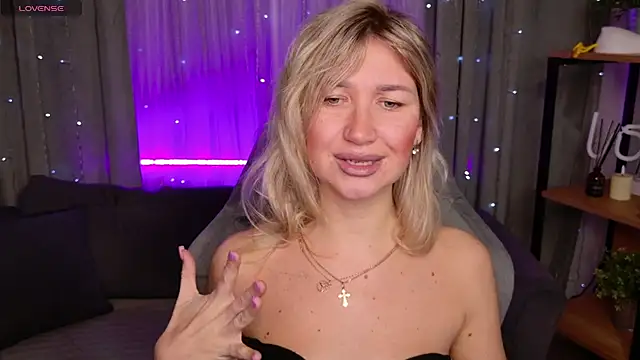 MilaBott online show from 11-23-25, 08:19