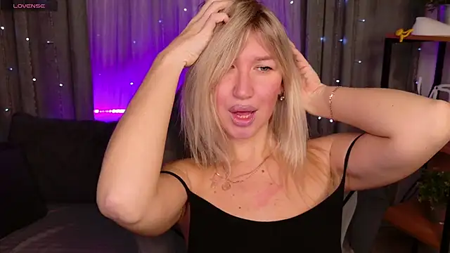 MilaBott online show from 11-29-25, 09:15