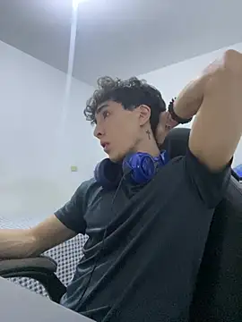 gojo satoru 18 online show from 03-02-26, 05:08