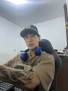 gojo satoru 18 online show from 04-19-26, 01:06