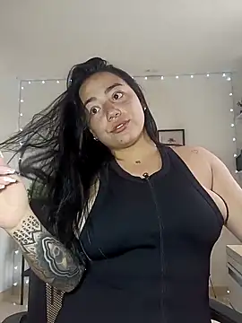Snapshot of helena_smith chatting on 03-11-25, 04:51 helena smith online show from 03-11-25, 04:51