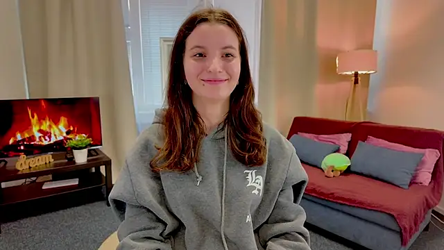 LunaRayy online show from 04-21-26, 04:24