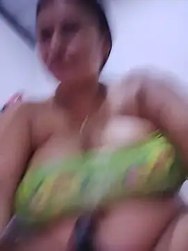 Horny-Mommy-Dirty online show from 05-18-26, 02:33