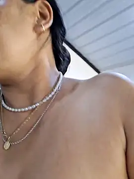 Horny-Mommy-Dirty online show from 04-22-26, 01:18