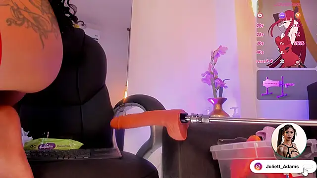 Juliett Adams  online show from 10-17-25, 12:47