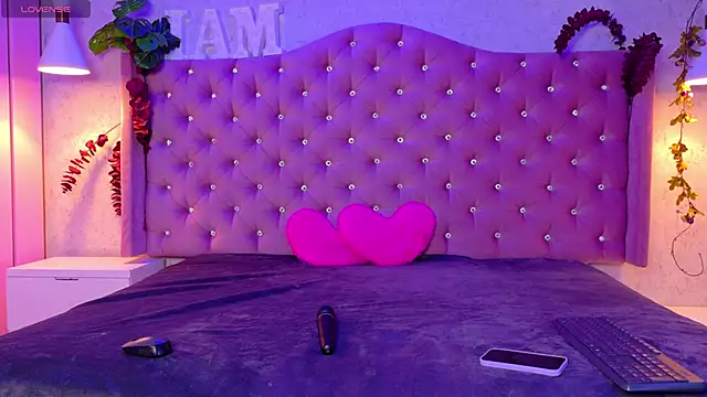 GabrielaLugo online show from 09-29-25, 12:44