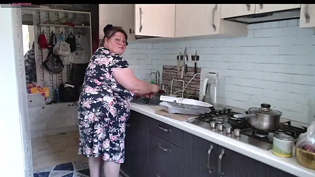 Snapshot of Goddess57 chatting on 07-05-26, 08:32 Goddess57 online show from 07-05-26, 08:32