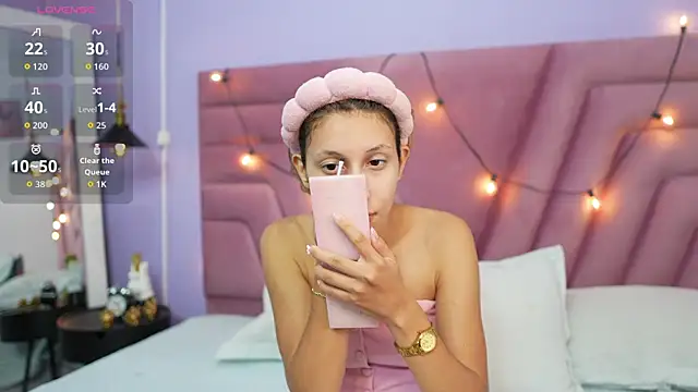 Beautifulskinny18 online show from 05-31-26, 07:58
